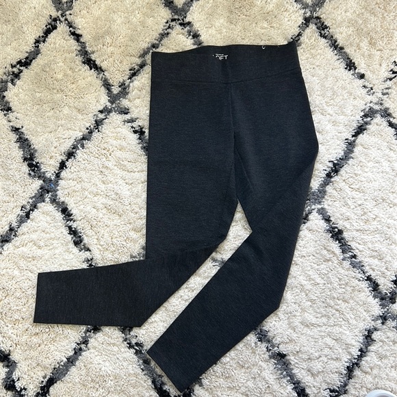 Charcoal Loft Legging size Small - Picture 1 of 6